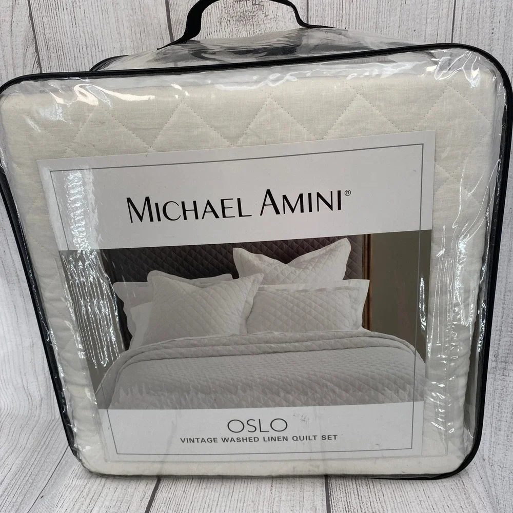 Michael Amini feel luxury high